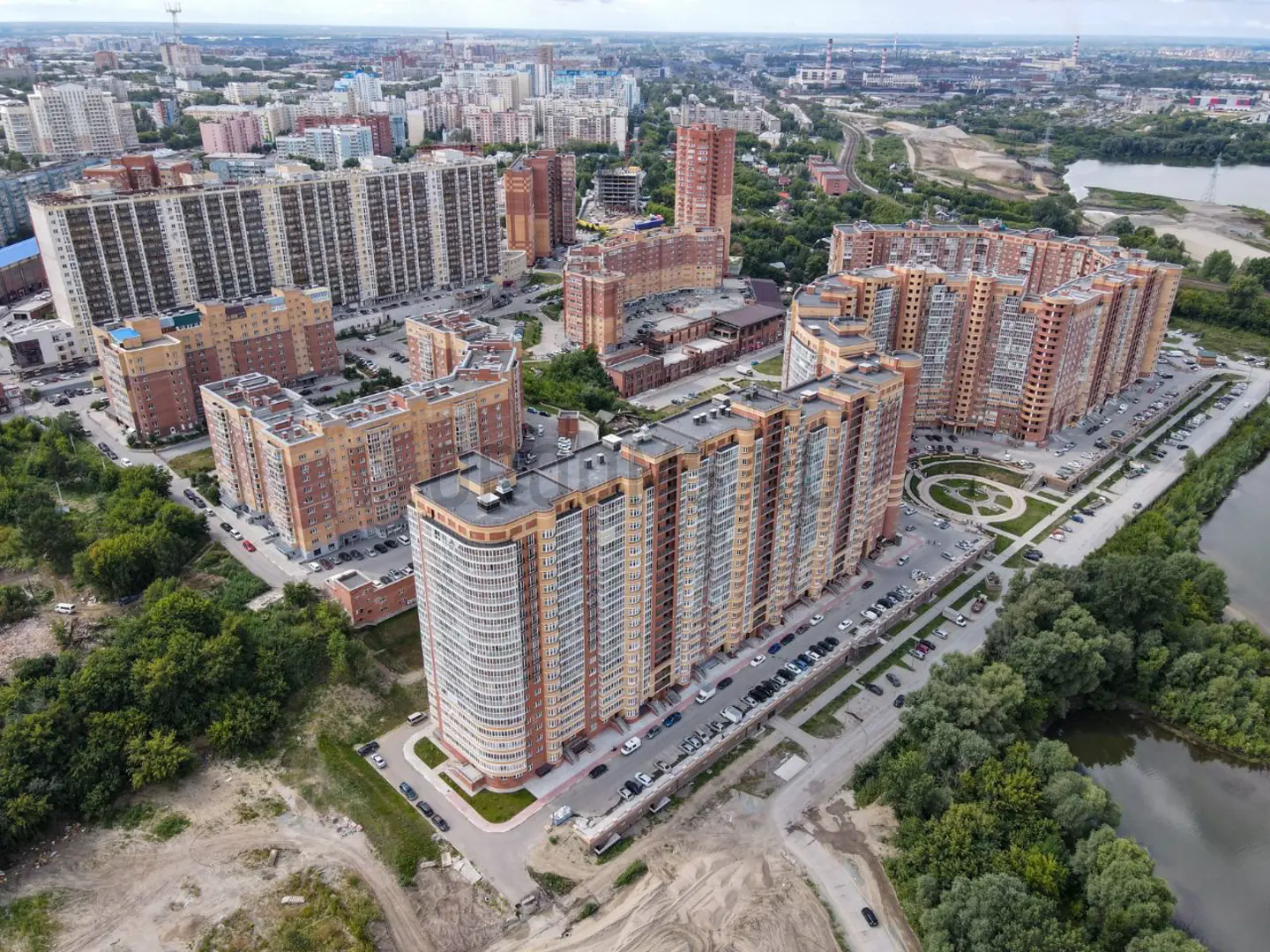 ЖК РАДУЖНЫЙ КАСКАД | фото 3 | id-8705 ЖК РАДУЖНЫЙ КАСКАД - новостройка комфорт-класса | фото 3 | id-8705