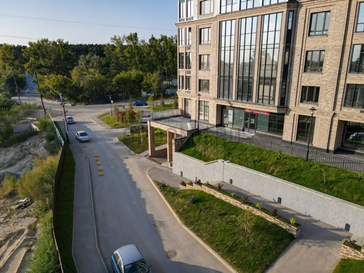 ЖК БИРЮЗОВАЯ ЖЕМЧУЖИНА | фото 10 | id-2692 ЖК БИРЮЗОВАЯ ЖЕМЧУЖИНА - новостройка комфорт-класса | фото 10 | id-2692