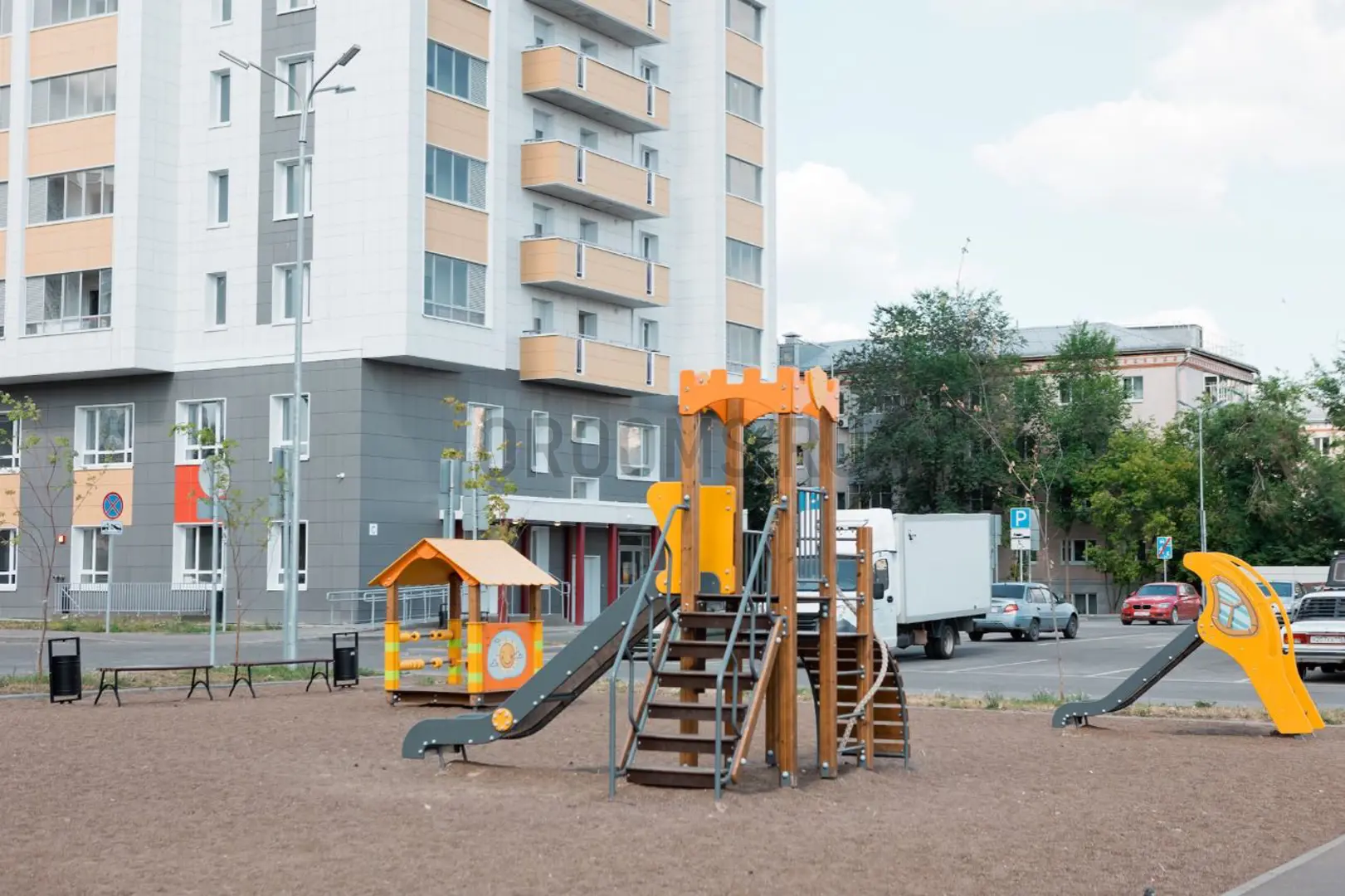 ЖК ДОМ НА БИРЮЗОВОЙ | фото 16 | id-17617 ЖК ДОМ НА БИРЮЗОВОЙ - новостройка комфорт-класса | фото 16 | id-17617