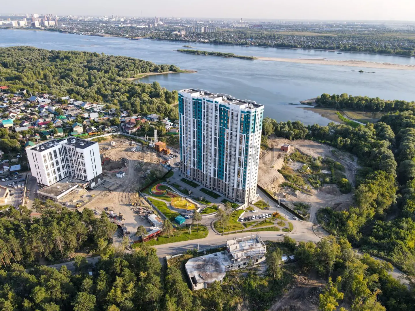 ЖК БИРЮЗОВАЯ ЖЕМЧУЖИНА | фото 6 | id-2692 ЖК БИРЮЗОВАЯ ЖЕМЧУЖИНА - новостройка комфорт-класса | фото 6 | id-2692